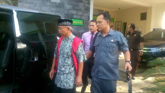 Rugikan Negara Rp 7,310 M Kasus PDAU, Mantan Bupati Trenggalek Ditetapkan Jadi Tersangka