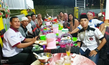 PT. Agung Media Berjaya Jalin Silaturahmi, Kabiro Nusantarapos.co.id Hadiri Bukber