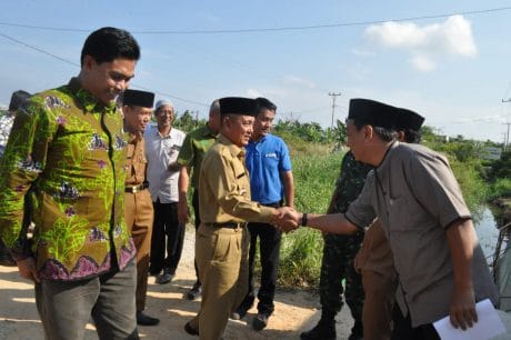 Bupati Harris Serahkan Paket Ramadhan di Istana Yatim Dhuafa dan Rumah Tahfidz Pangkalan Kerinci