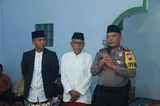 Biarpun Non Muslim, Kapolres Batang Getol Ikuti Safari Ramadhan