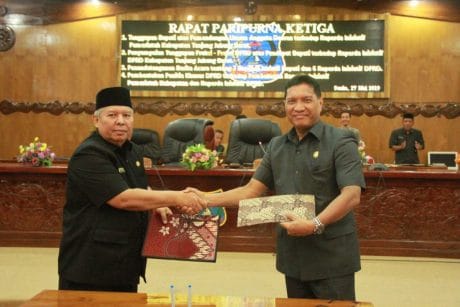 Dprd Tanjab Barat Setujui Raperda Inisiatif Pemkab dan Raperda Inisiatif Dprd, Safrial : Kritik dan Saran untuk Kemajuan