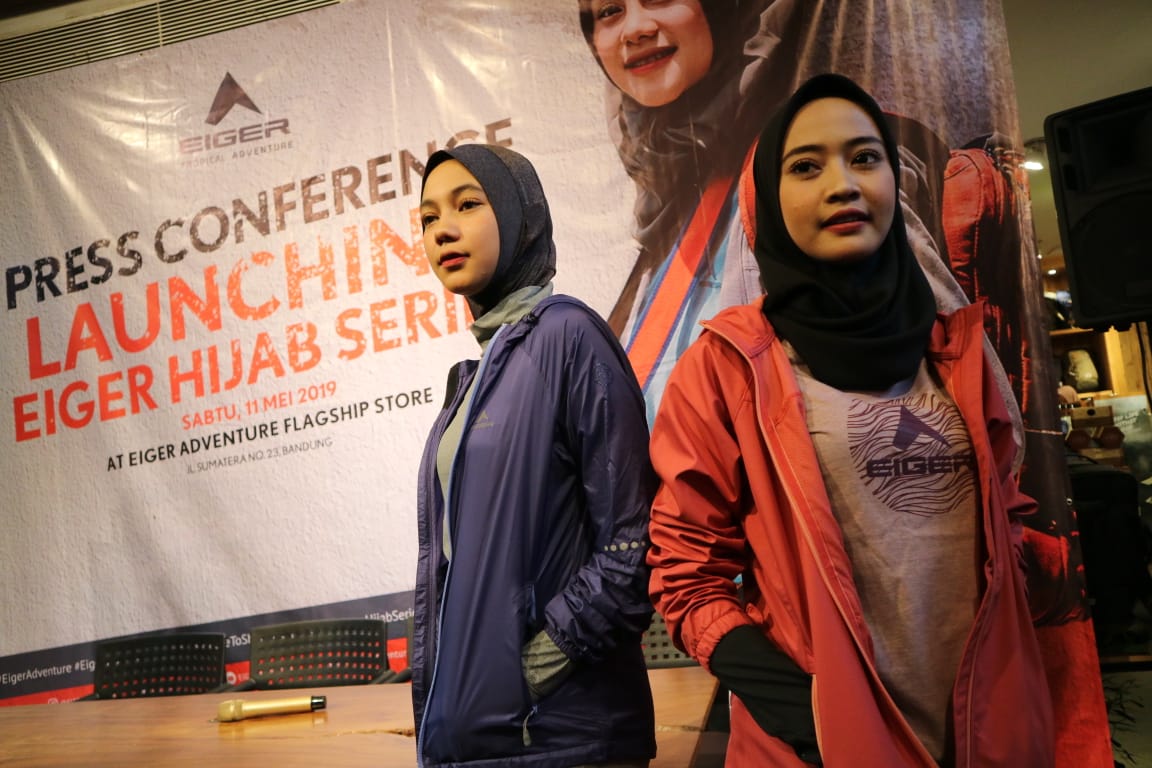 Eiger Luncurkan Hijab bagi Wanita Petualang
