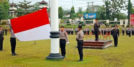 Upacara Hari Lahir Pancasila, Kapolres Lampura Beri Penghargaan