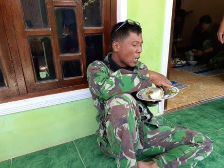 Satgas TMMD Makan Siang, Jeda Yang Ditunggu