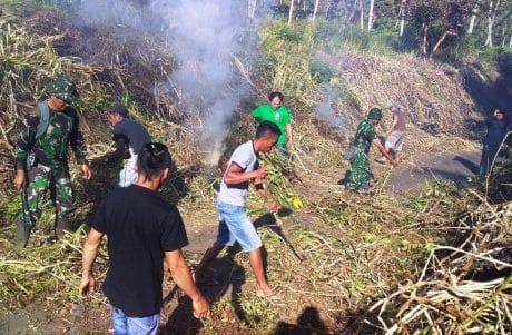 UNTUK MENCAPAI HASIL MAKSIMAL, SATGAS TMMD 105 TERUS BEKERJA