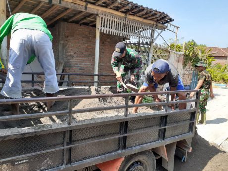 Material Untuk “Jamban TMMD” Terus Digelontor