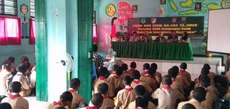 Dilatih Public Speaking oleh Satgas TMMD 105 Kronjo, Siswa SMK: Kami Lebih Percaya Diri