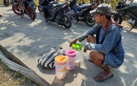 Kepedulian “Tanpa Batas’ Mas Santoso Kepada Satgas TMMD