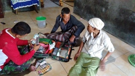 Satgas Kesehatan TMMD Juga Layani Warga Sasaran