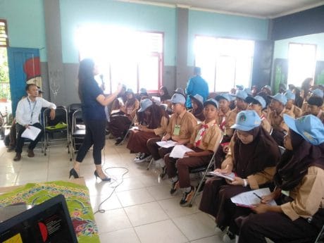 Kaum Milenial Dipacu Satgas TMMD 105 Kronjo Jadi Start-up