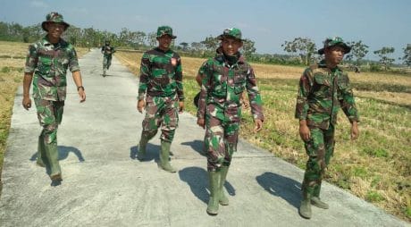 Harus Jalan Kaki Saat ke Lokasi Pekerjaan TMMD