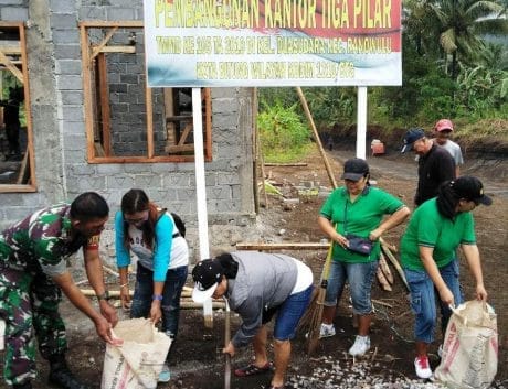 TOKOH MASYARAKAT DUKUNG KERJA TMMD SAMPAI SELESAI
