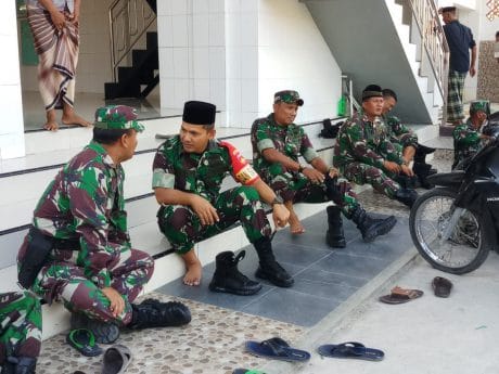 Satgas Tak Lupa untuk Ibadah