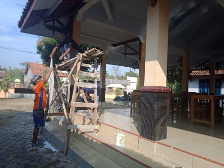 Balai Desa Dipercantik Jelang Pembukaan TMMDReg 105 Tegal