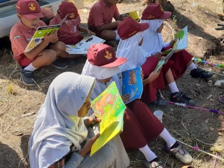 40 Siswa Sekolah Lomba Menggambar Dengan Tema TMMD