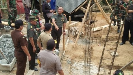 Danrem 081/DSJ Kunjungi RTLH