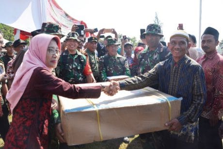 Melalui TMMD Reguler, Dinsos Tegal Fasilitasi Penetasan Unggas