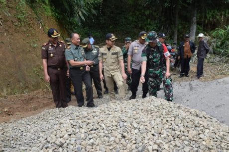 Danrem Cek Baham Material