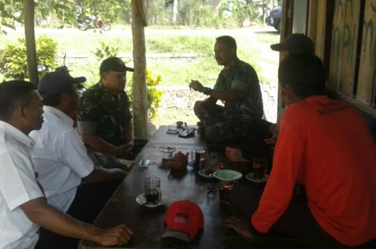 Cek Lokasi Pengairan, Kapten Jamal Periksa Mesin Genset