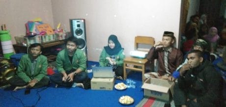 Manfaatkan Pupuk Kandang, Satgas TMMD Sosialisasi Pada Petani