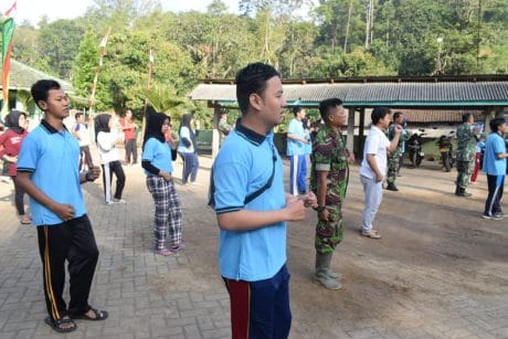 TMMD, Mahasiswa UPN Veteran Surabaya Pelopori Senan Pagi