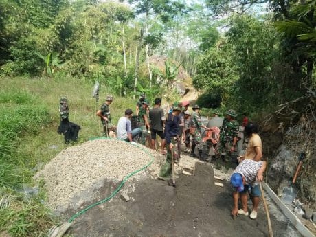 Pasir Rabat Jalan Penghubung 2 Desa Dari Material Terbaik