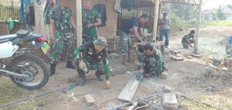 Kodim 0510/Trs Menerjunkan Ahli Tukang Di TMMD 105 Desa Blukbuk