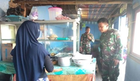 Jalan Dibangun TNI, Kalau Jualan Hasil Bumi Tidak Jalan Kaki