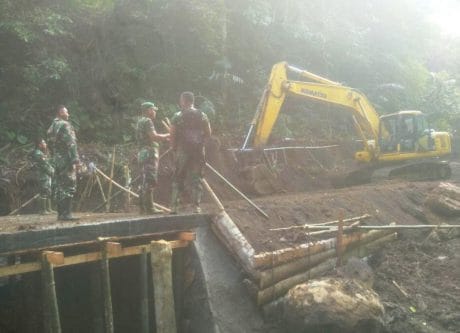 PEMBUKAAN JALAN BARU SANGAT DIBUTUHKAN WARGA