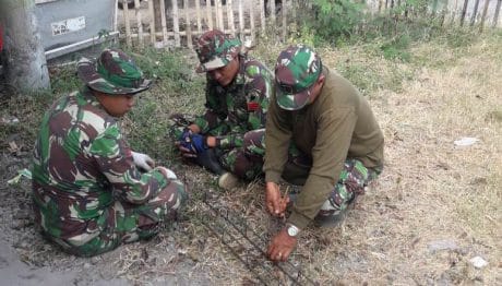 Tentara Juga Buatkan Jamban Untuk Gapoktan