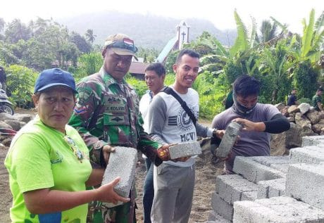 PEMBANGUNAN INFRASTRUKTUR OLEH SATGAS TMMD 105, SEBAGAI BUKTI KEBERSAMAAN TNI DAN RAKYAT