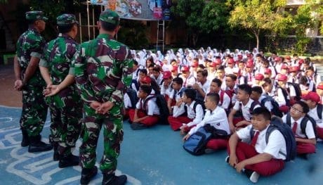 Sosialisasi Wasbang Kepada Pelajar di Desa TMMD