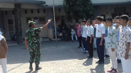 Satgas TMMD Tularkan “Virus” Batasi Pemakaian HP Bagi Anak Sekola