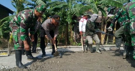 Senang dan Bangga Setiap hari Kerja Bareng TNI