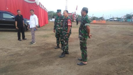 Jelang Upacara Penutupan TMMD Kronjo Dandim Cek Lapangan