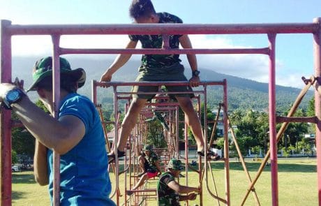 MASYARAKAT DAN SATGAS PERSIAPKAN PENUTUPAN TMMD