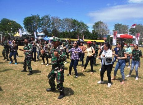 TNI Kebangaan Rakyat, Bersatu Teguh Pantang Mundur