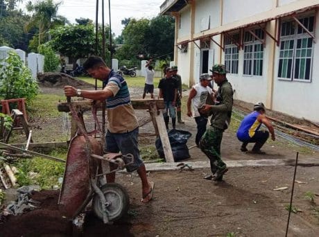 TNI MANUNGGAL BERSAMA RAKYAT