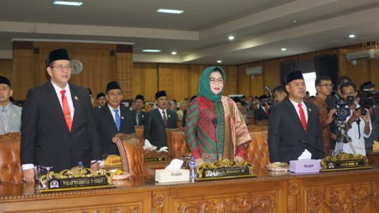 Bupati OKU Hadiri Acara Sumpah Jabatan Anggota DPRD 2019/2024