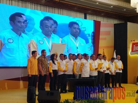 SMART Nilai Airlangga Sosok Yang Tepat Jadi Ketum Golkar Periode 2014-2019