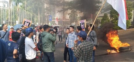 Mahasiswa Desak Kemenristekdikti Usut Dugaan Ijazah Palsu Bupati Lahat