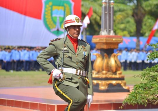 Mayor Arm T.M. Hartoyo Jabat Komandan Upacara  Detik-Detik Proklamasi di Kota Madiun