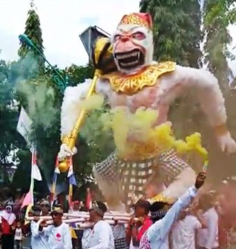 Ogoh-ogoh Anoman Dari Pemaron, Juara Satu Festival Karnaval HUT RI ke-74 Brebes