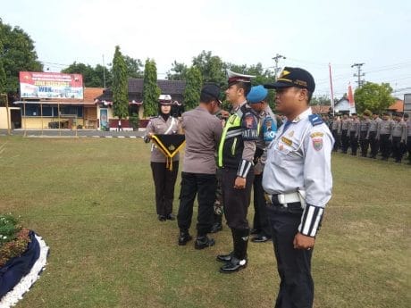Polres Batang Gelar Apel Pasukan Operasi Patuh Candi 2019