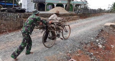 ”Bahagianya Bisa Bantu Warga Sasaran TMMD”