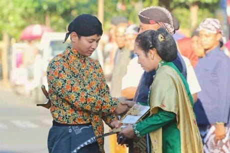 Bupati Lantik ASN, Di Depan Tugu Garuda