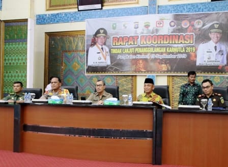 Bupati Harris Ingatkan Kepala Desa agar Mengalokasikan ADD untuk Pembelian Alat Pemadam Api