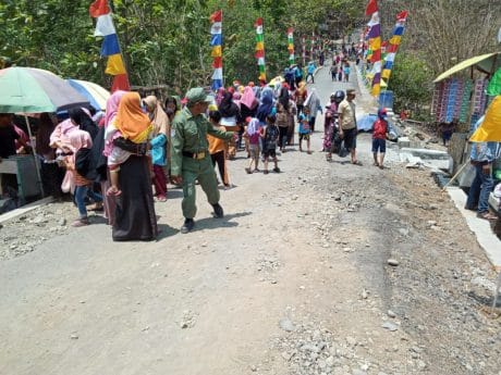Linmas Sudali, Cekatan Mengatur Keadaan di Lokasi Lomba Pemancingan