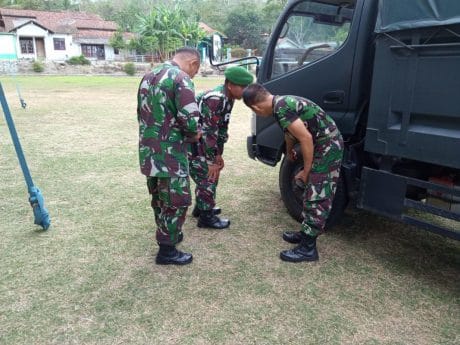 Kasdim 0703 Cilacap, Cek Kendaraan Bersama Driver