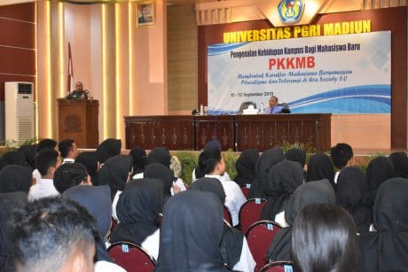 Danrem 081/DSJ Beri Kuliah Umum di UNIPMA